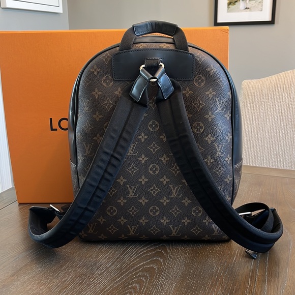 AUTHENTIC✨LV Josh Backpack - Picture 8 of 9